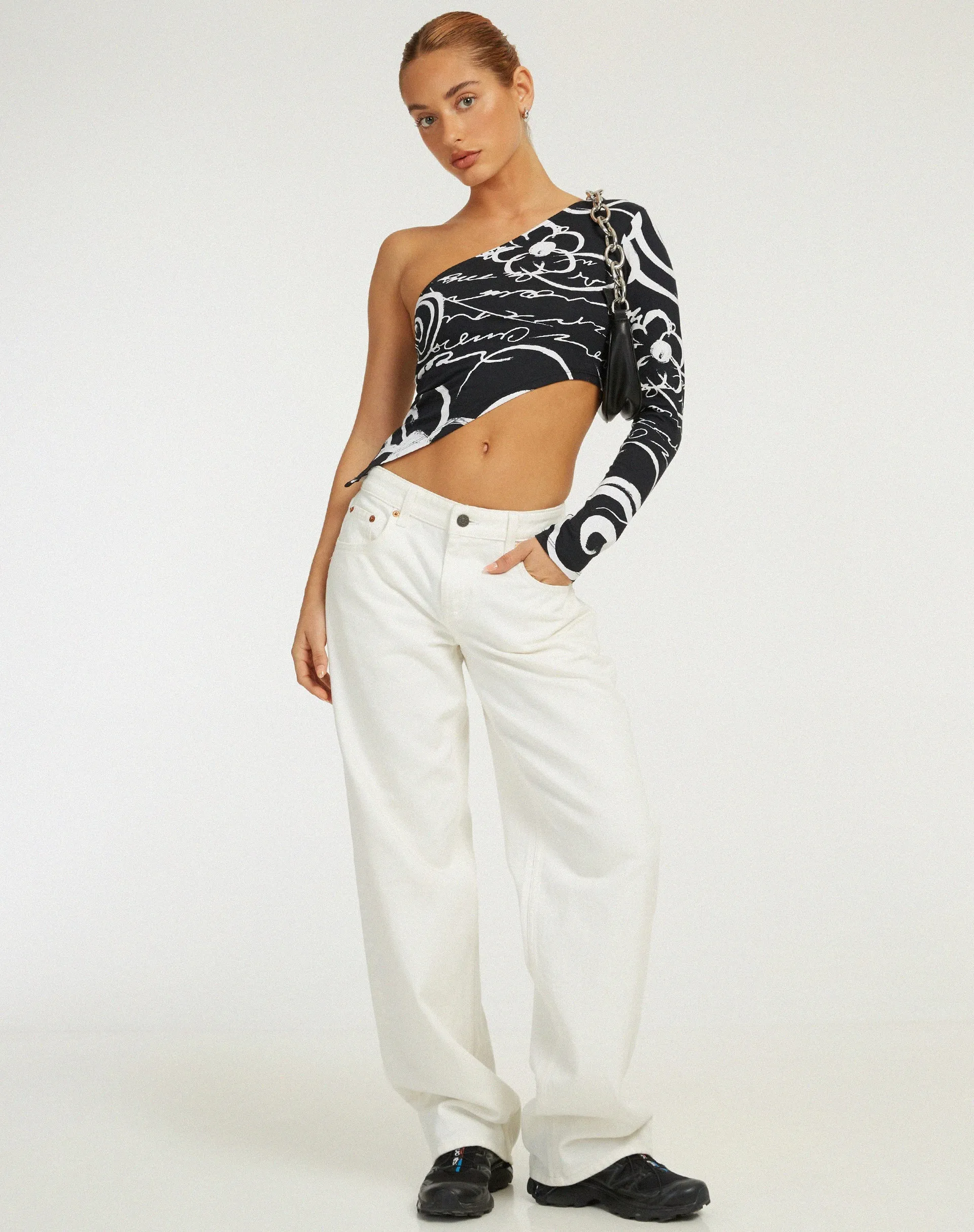 Baylee Crop Top in Mono Doodle Black