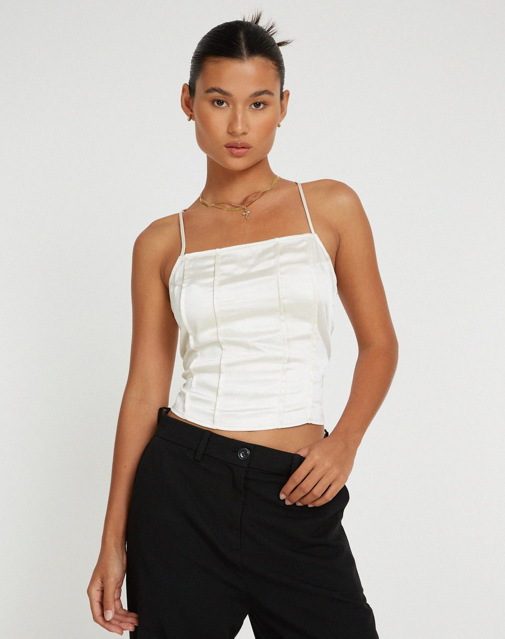 Cosey Top in Satin Ivory